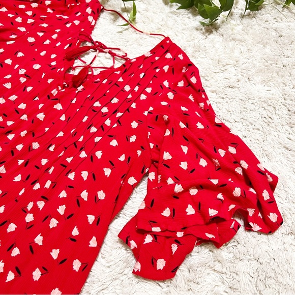 Billabong Ray Of Light Flutter Sleeve Blouse Womans Top Size Large NWT - Picture 5 of 14